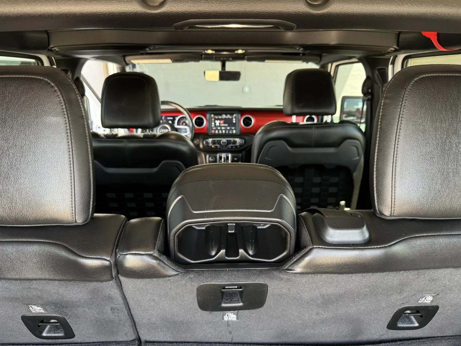 Jeep Wrangler photo 101