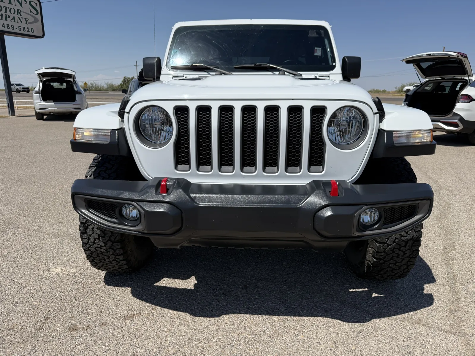Jeep Wrangler photo 8