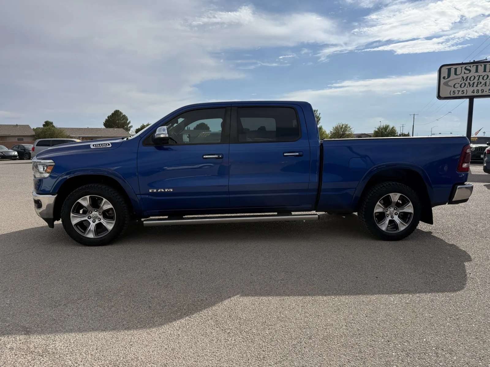 Ram 1500 photo 2