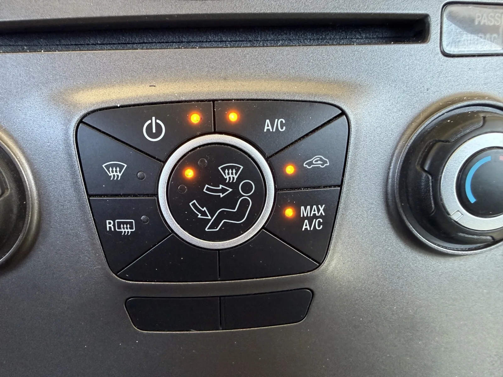 Ford Edge photo 19