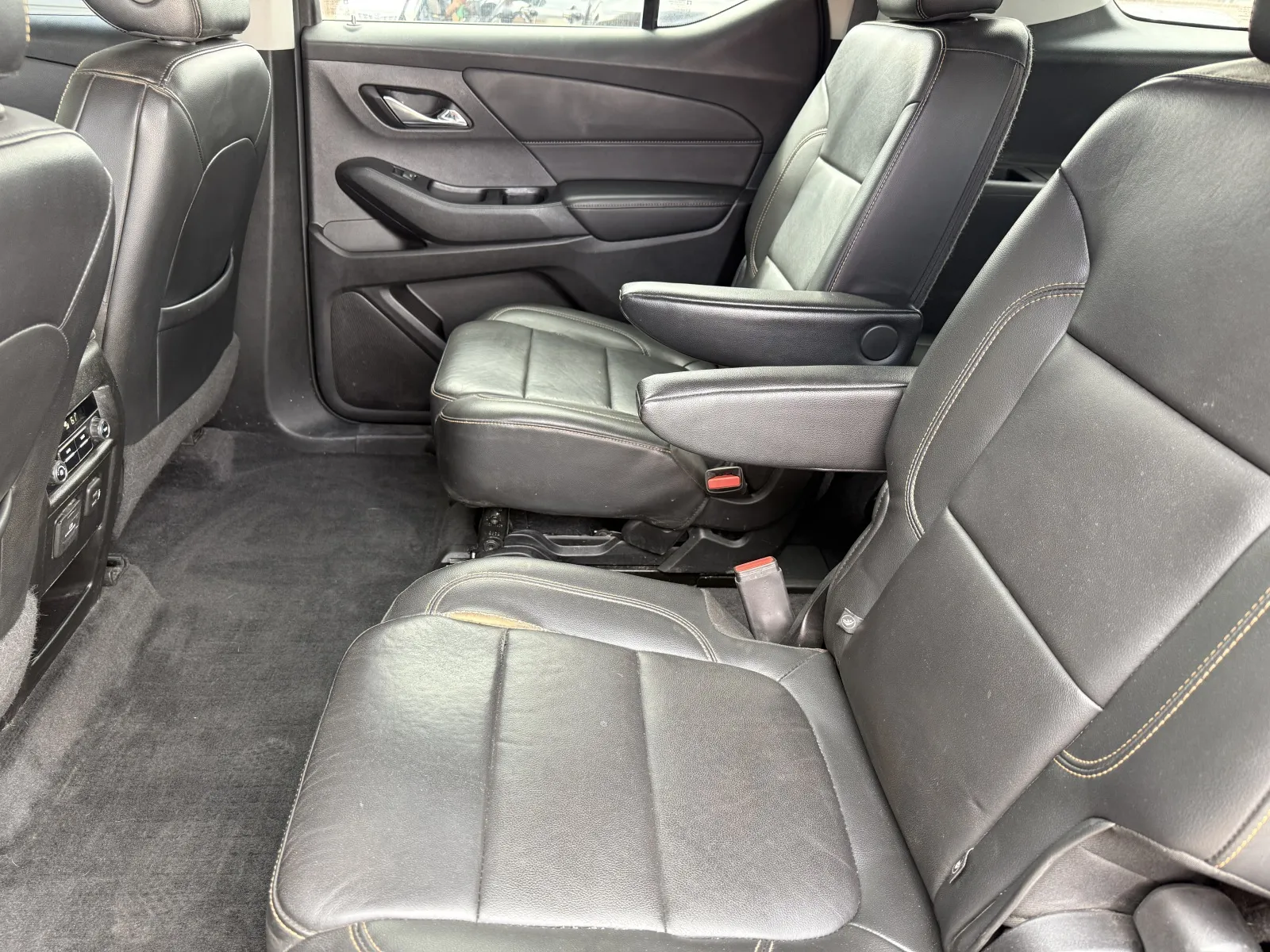 Chevrolet Traverse photo 32