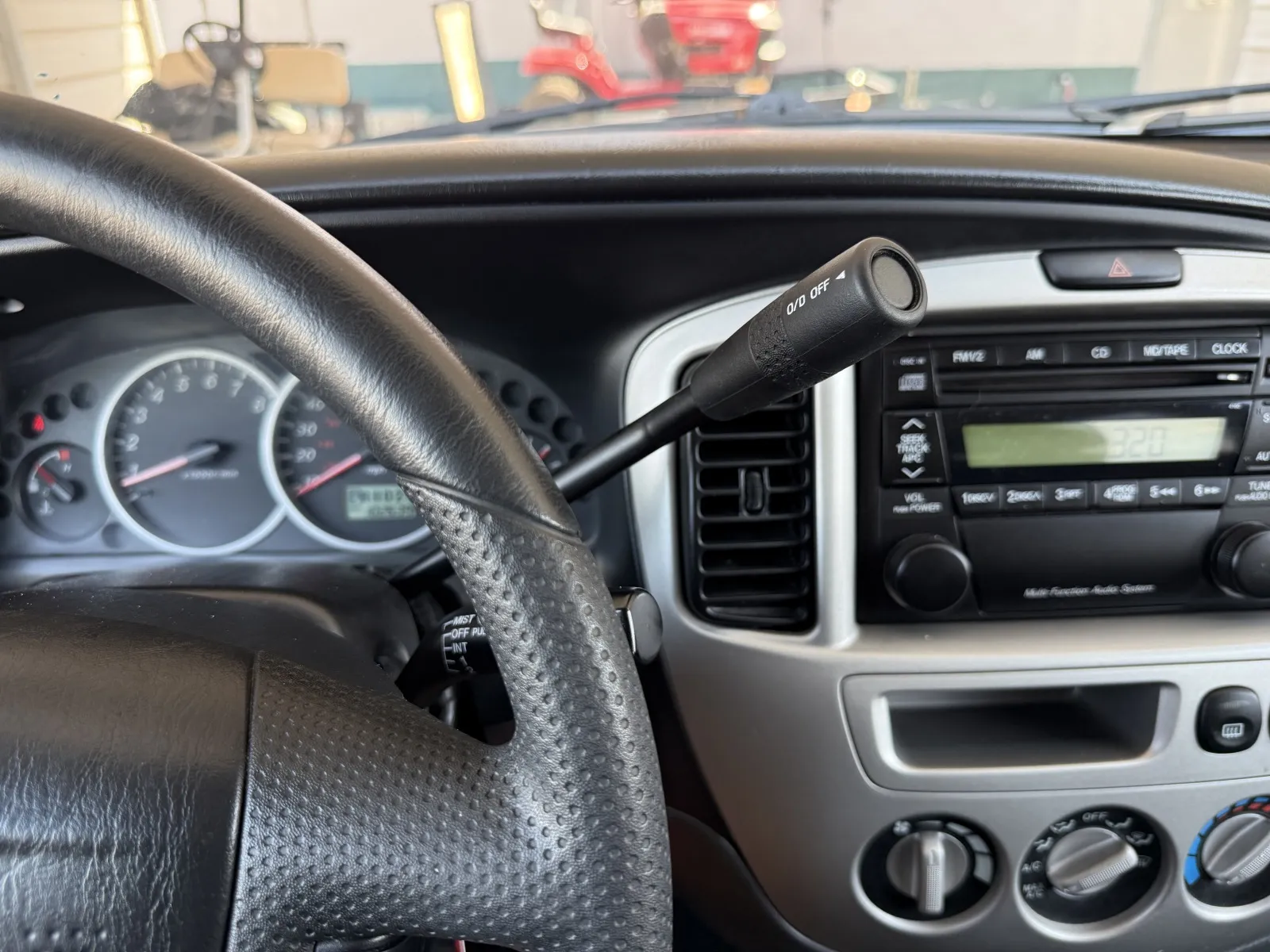 Mazda Tribute photo 20