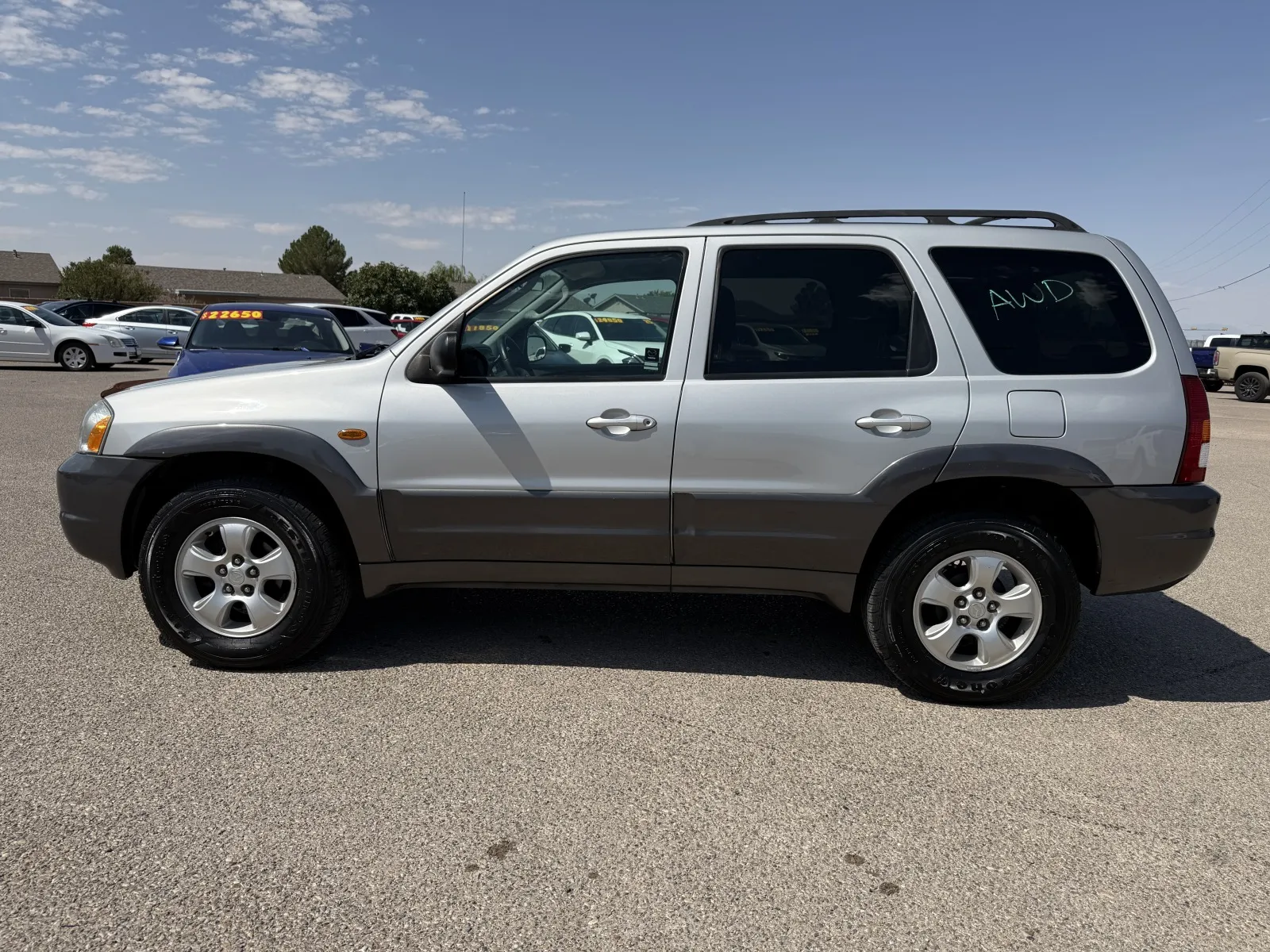 Mazda Tribute photo 2