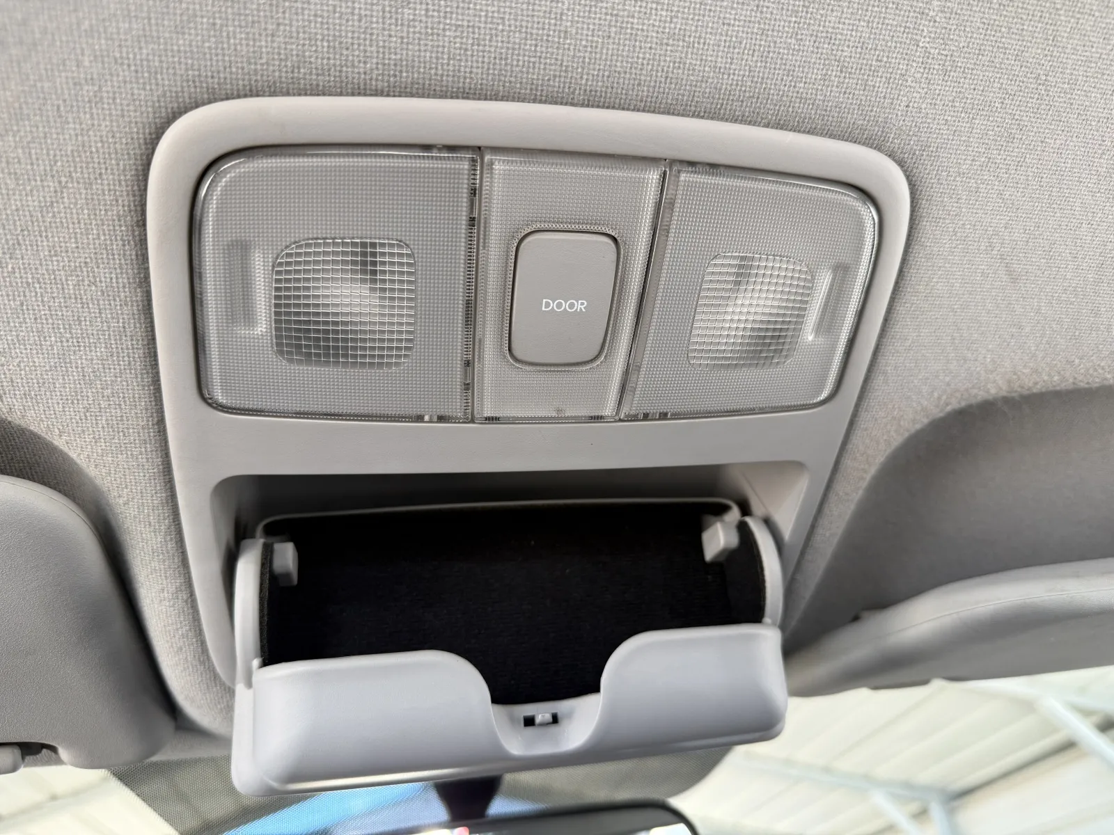 Hyundai Elantra photo 28