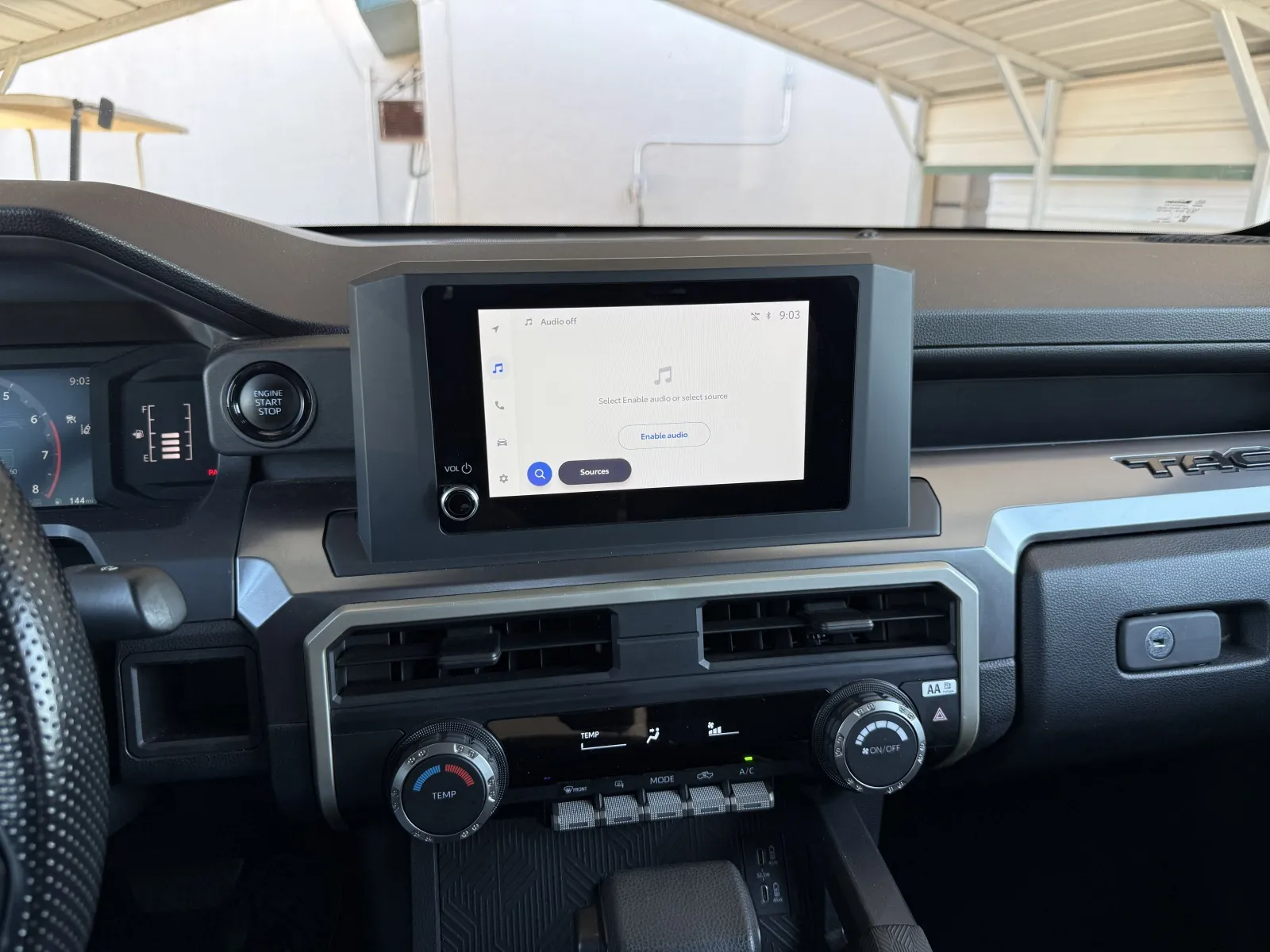 Toyota Tacoma photo 23