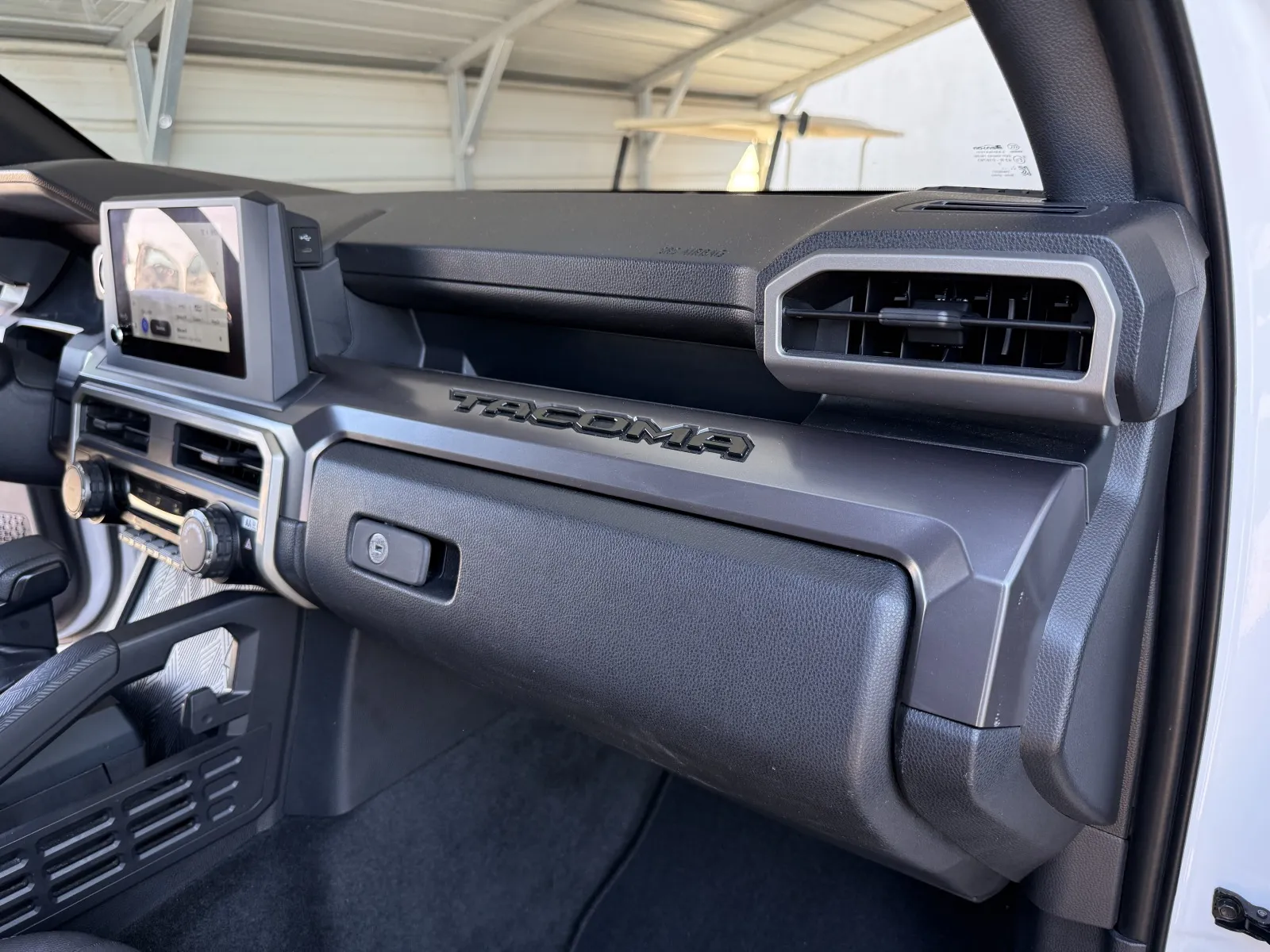 Toyota Tacoma photo 57