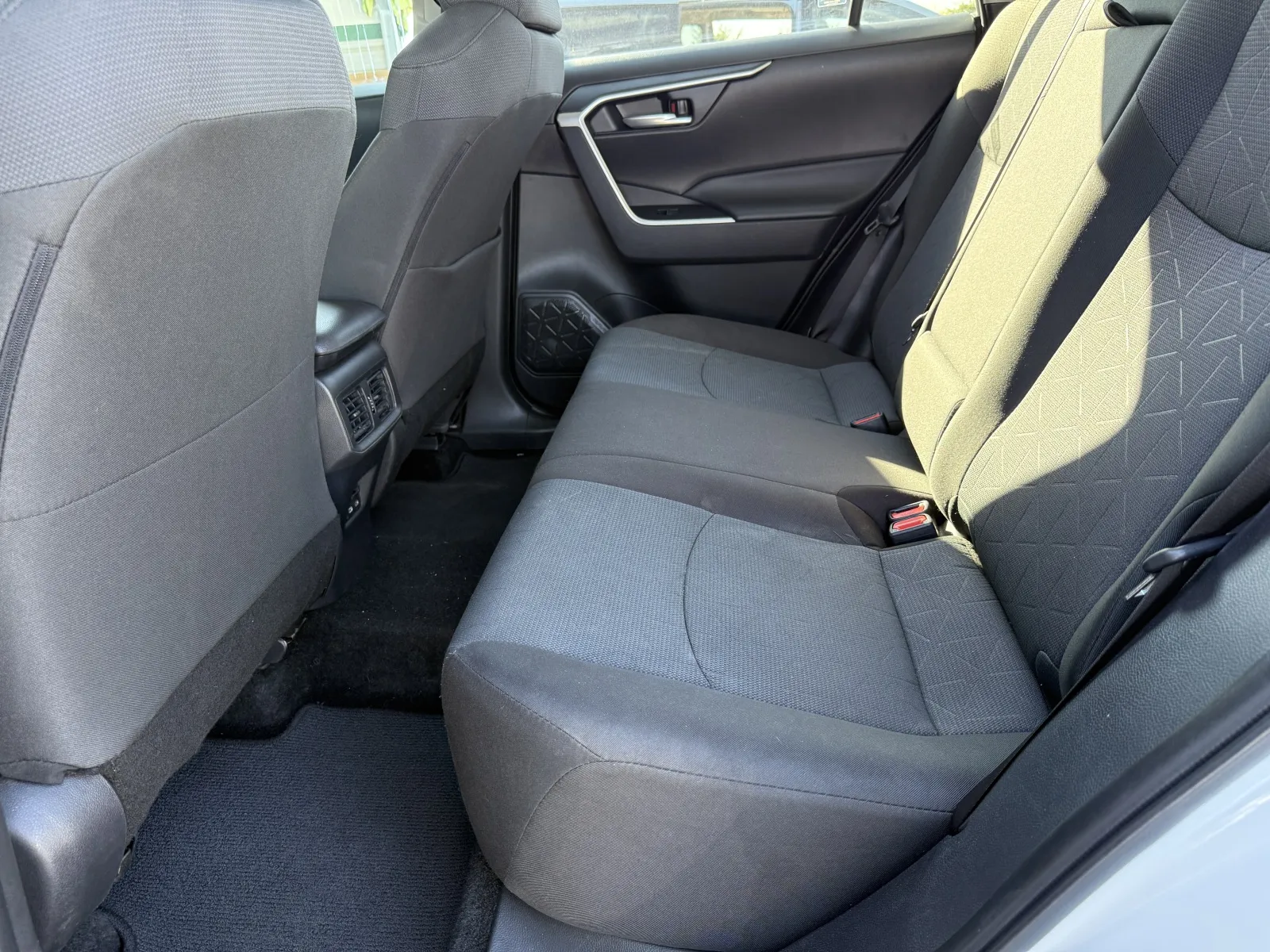 Toyota RAV4 photo 43