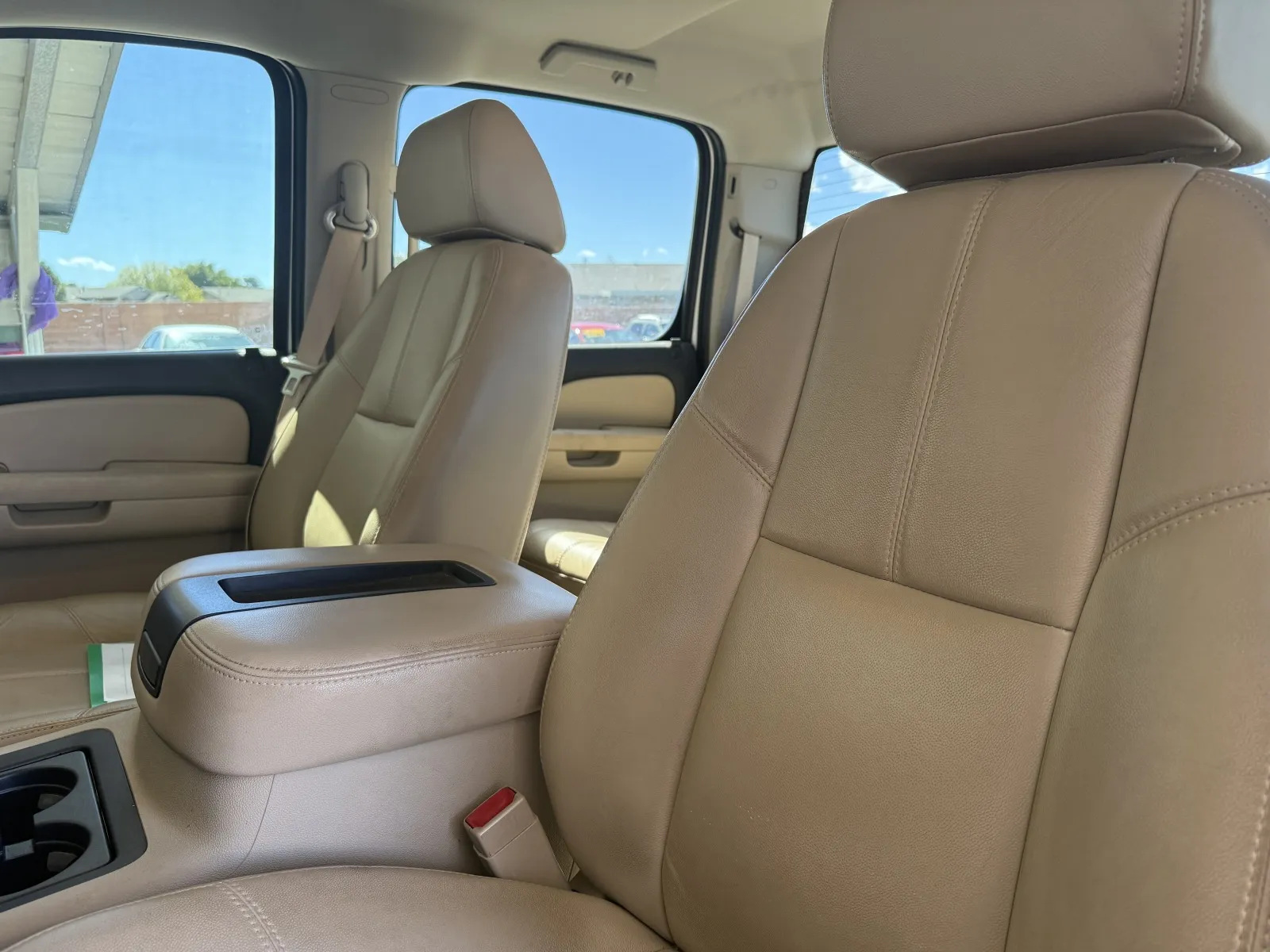 Chevrolet Silverado photo 45