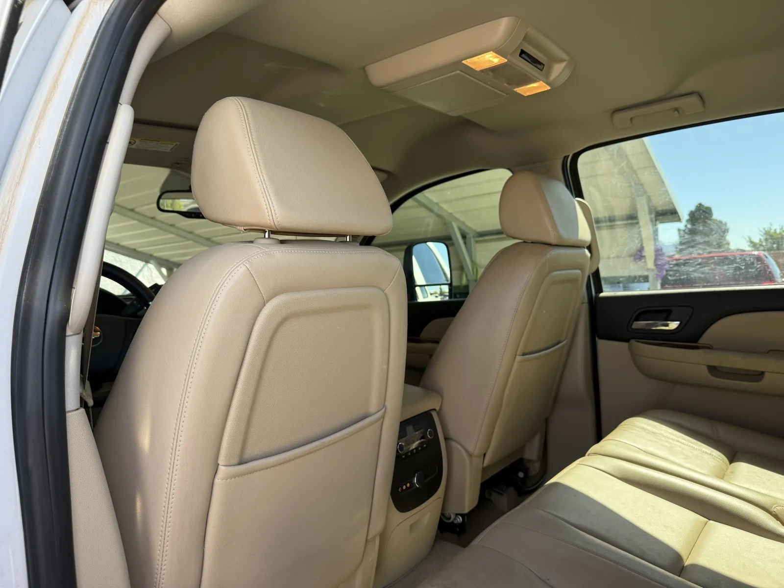 Chevrolet Silverado photo 48