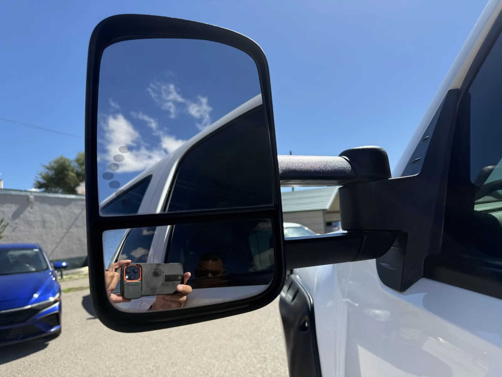 Chevrolet Silverado photo 21