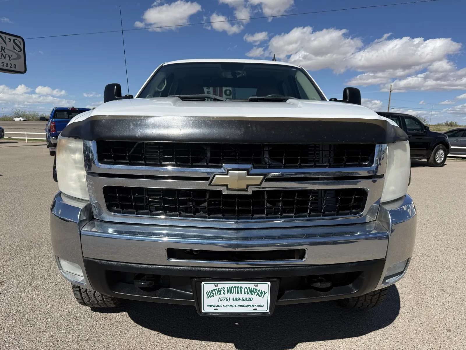 Chevrolet Silverado photo 8