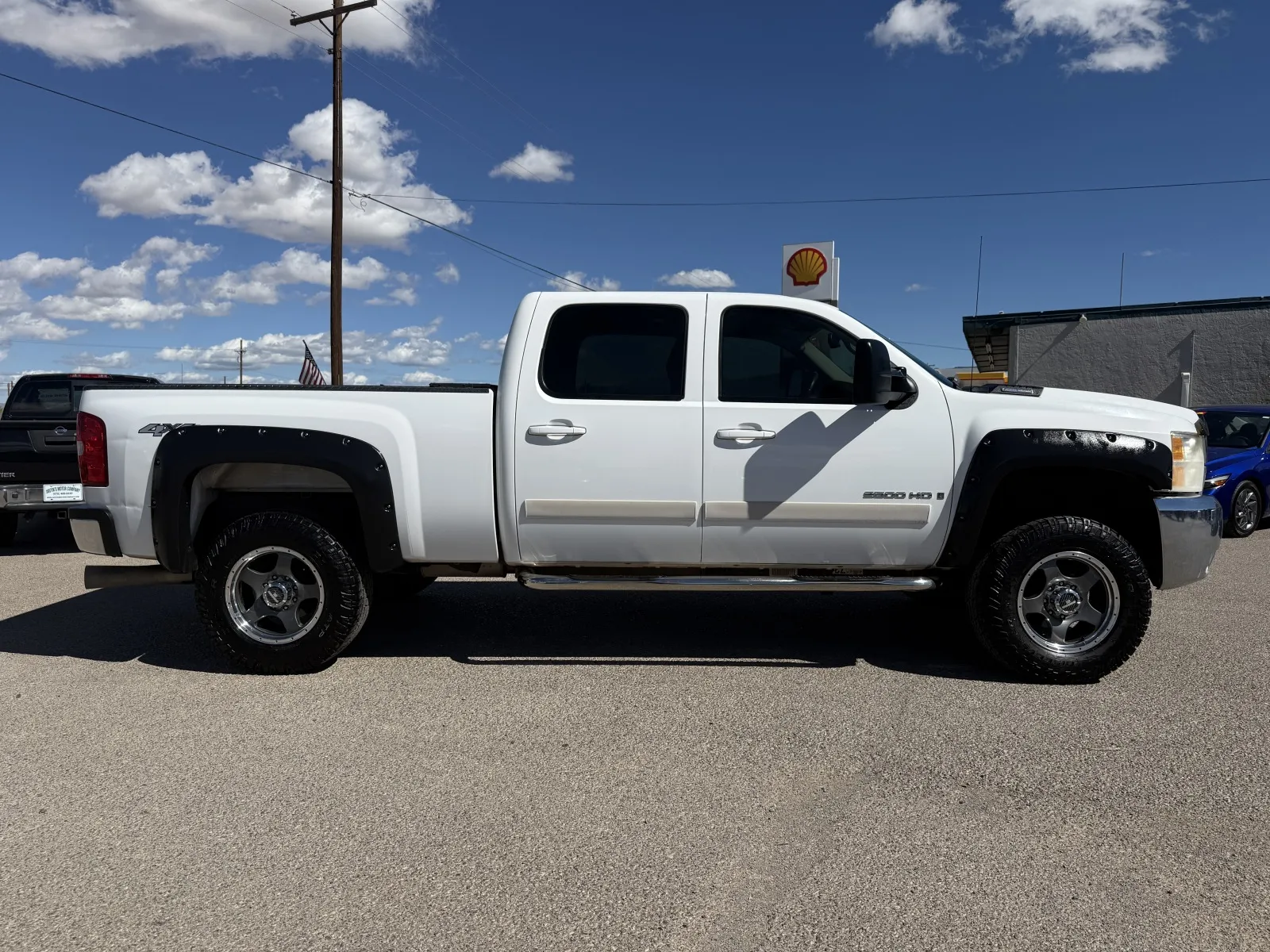 Chevrolet Silverado photo 6