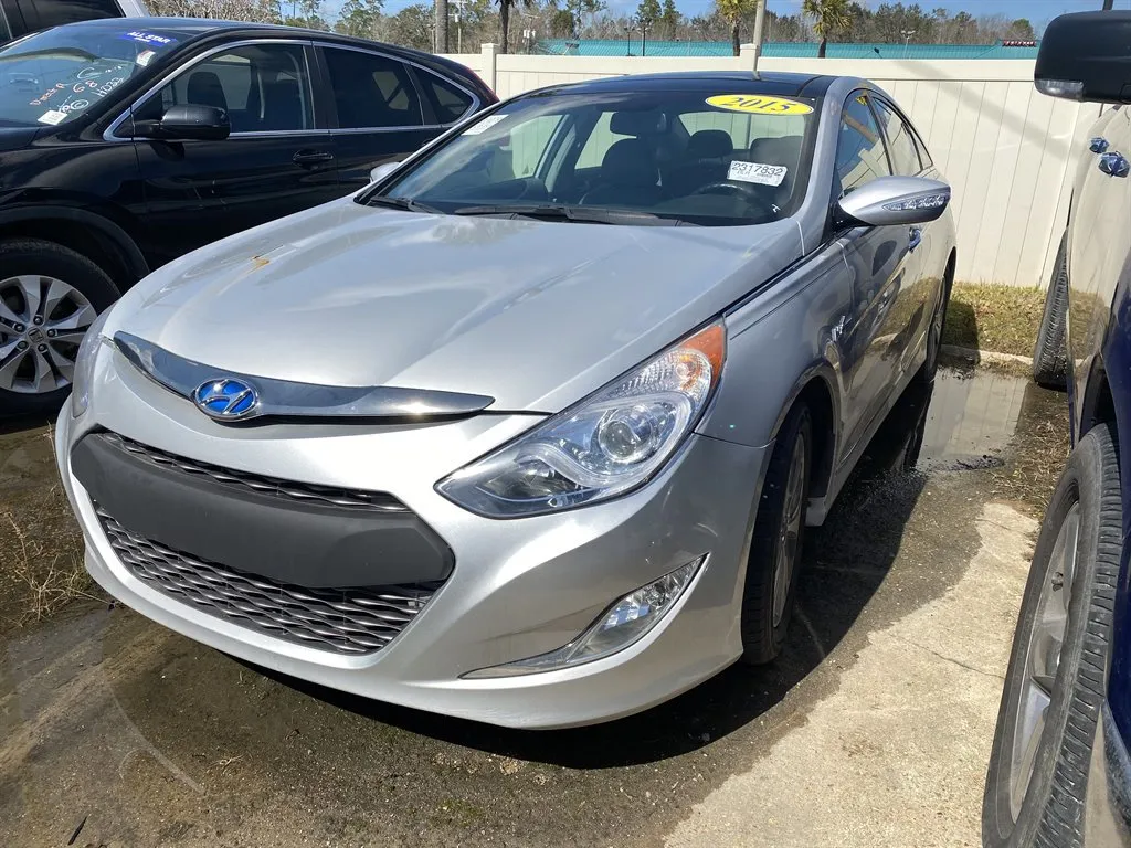 Silver 2015 Hyundai Sonata Hybrid Limited for sale in Biloxi, MS
