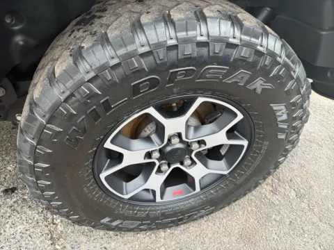 More photos of 2021 JEEP WRANGLER UNLIMI RUBICON at Elite Auto Sales Hobart, IN