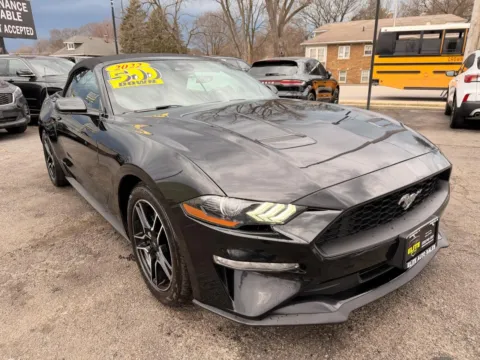 Black 2022 FORD MUSTANG for sale in Hobart, IN