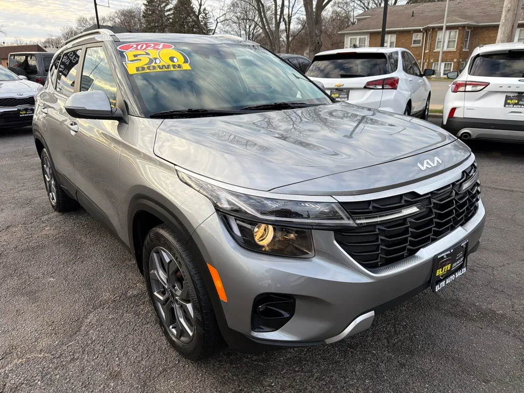 Gray 2024 KIA SELTOS for sale in Hobart, IN