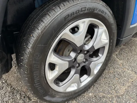 More photos of 2020 JEEP COMPASS LIMITED at Elite Auto Sales Hobart, IN