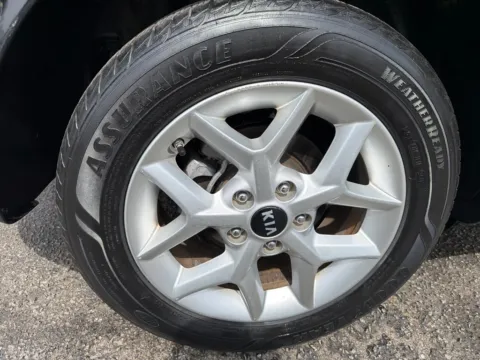 More photos of 2021 KIA SOUL LX at Elite Auto Sales Hobart, IN