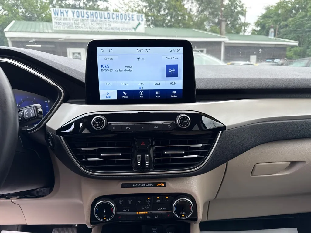 2022 Ford Escape SEL - Photo 11
