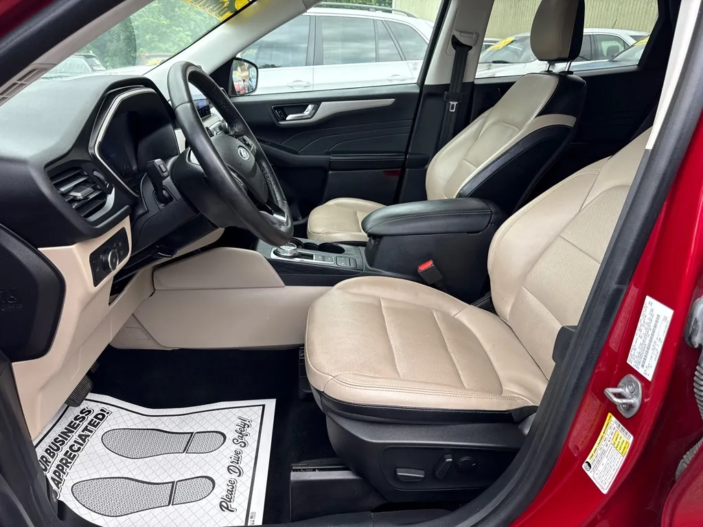 2022 Ford Escape SEL - Photo 10