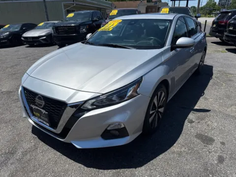 Another view of 2019 NISSAN ALTIMA SV for sale in Hobart, IN at Elite Auto Sales Hobart