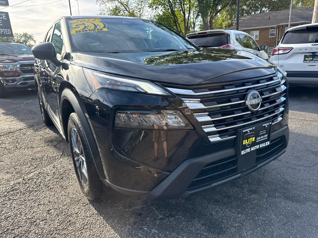 2024 Nissan Rogue S AWD's photo
