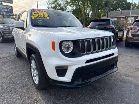 White 2023 JEEP RENEGADE LATITUDE for sale in Hobart, IN