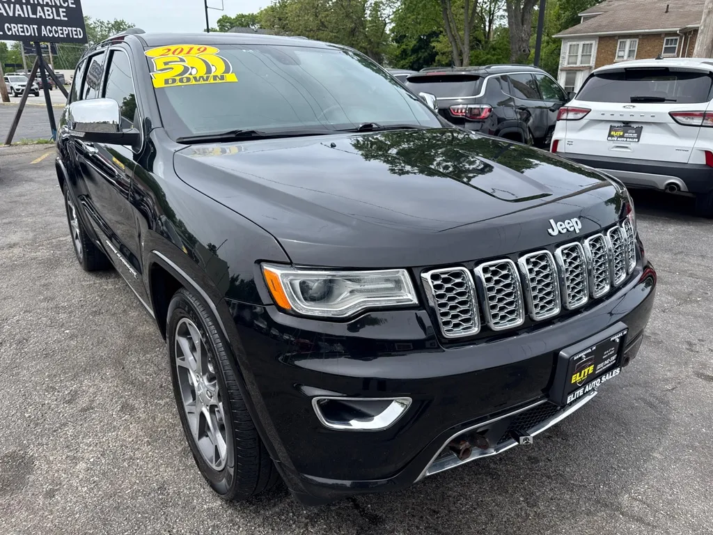 2019 Jeep Grand Cherokee Overland 4WD's photo