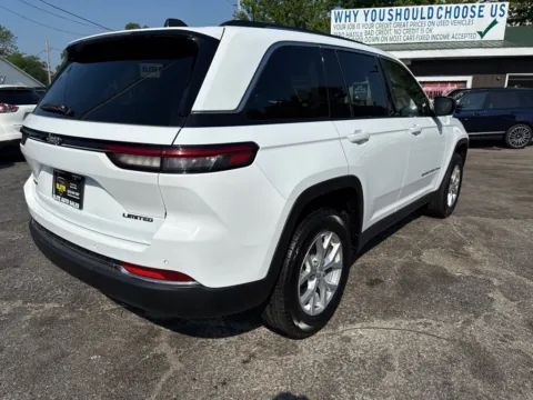 More photos of 2023 JEEP GRAND CHEROKEE LIMITED at Elite Auto Sales Hobart, IN