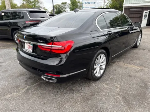 More photos of 2019 BMW 740 XI at Elite Auto Sales Hobart, IN