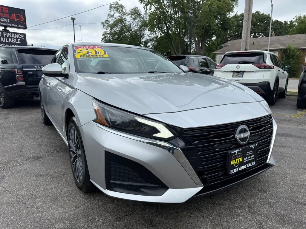 Silver 2023 NISSAN ALTIMA SV for sale in Hobart, IN