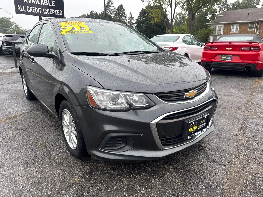 Gray 2020 CHEVROLET SONIC LT for sale in Hobart, IN