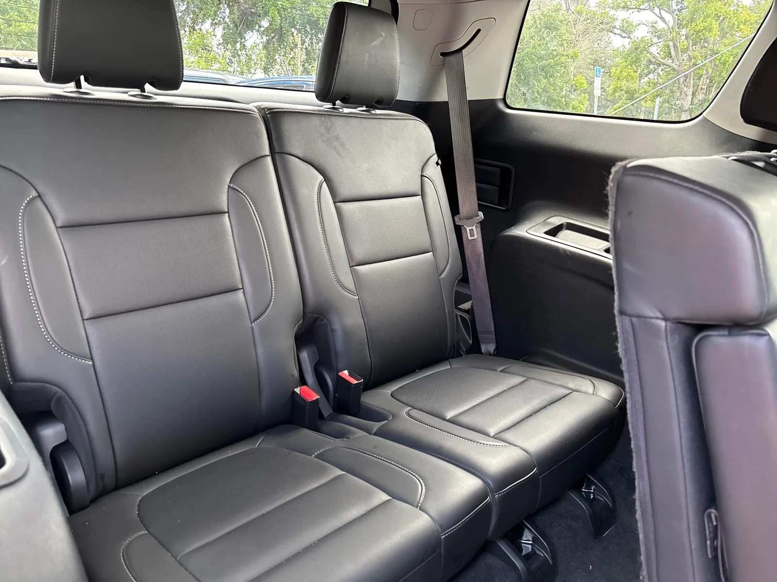 2023 GMC Acadia SLT - Photo 14