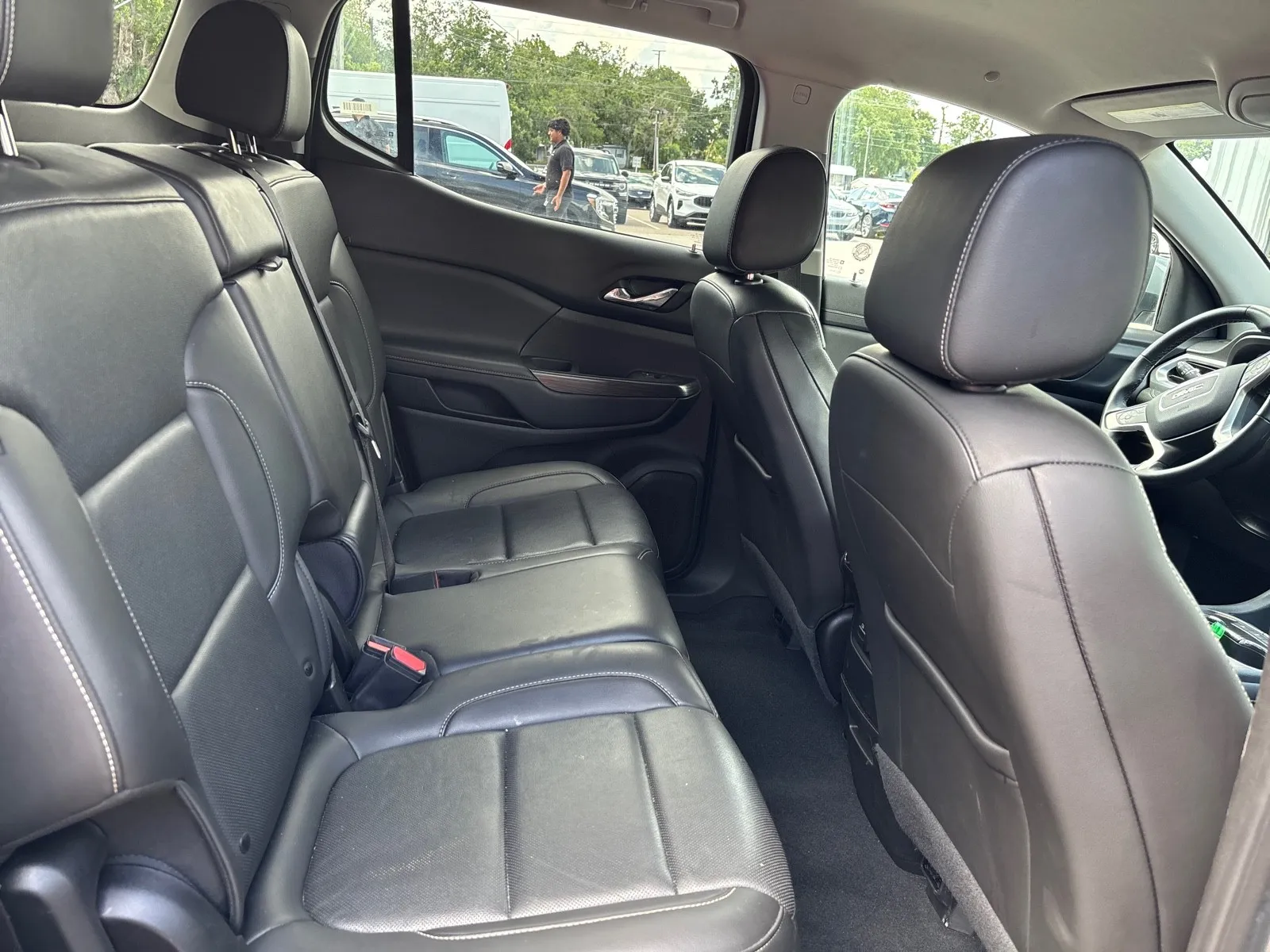 2023 GMC Acadia SLT - Photo 12