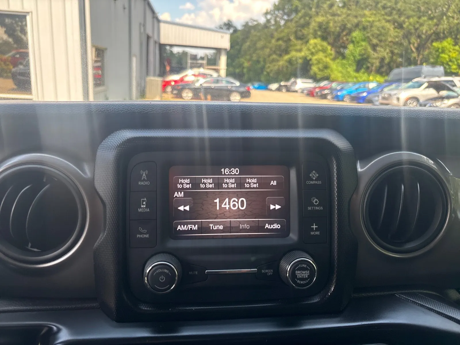 2021 Jeep Wrangler Unlimited Sport - Photo 20