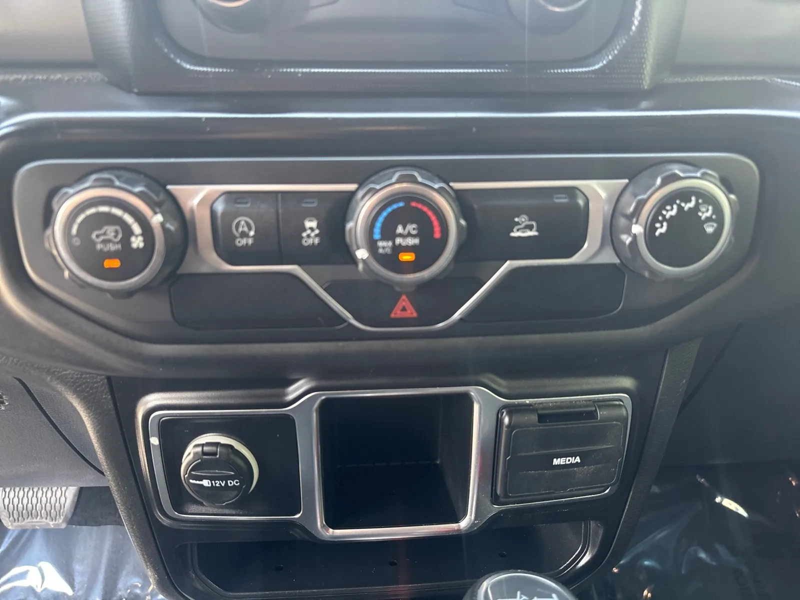 2021 Jeep Wrangler Unlimited Sport - Photo 19