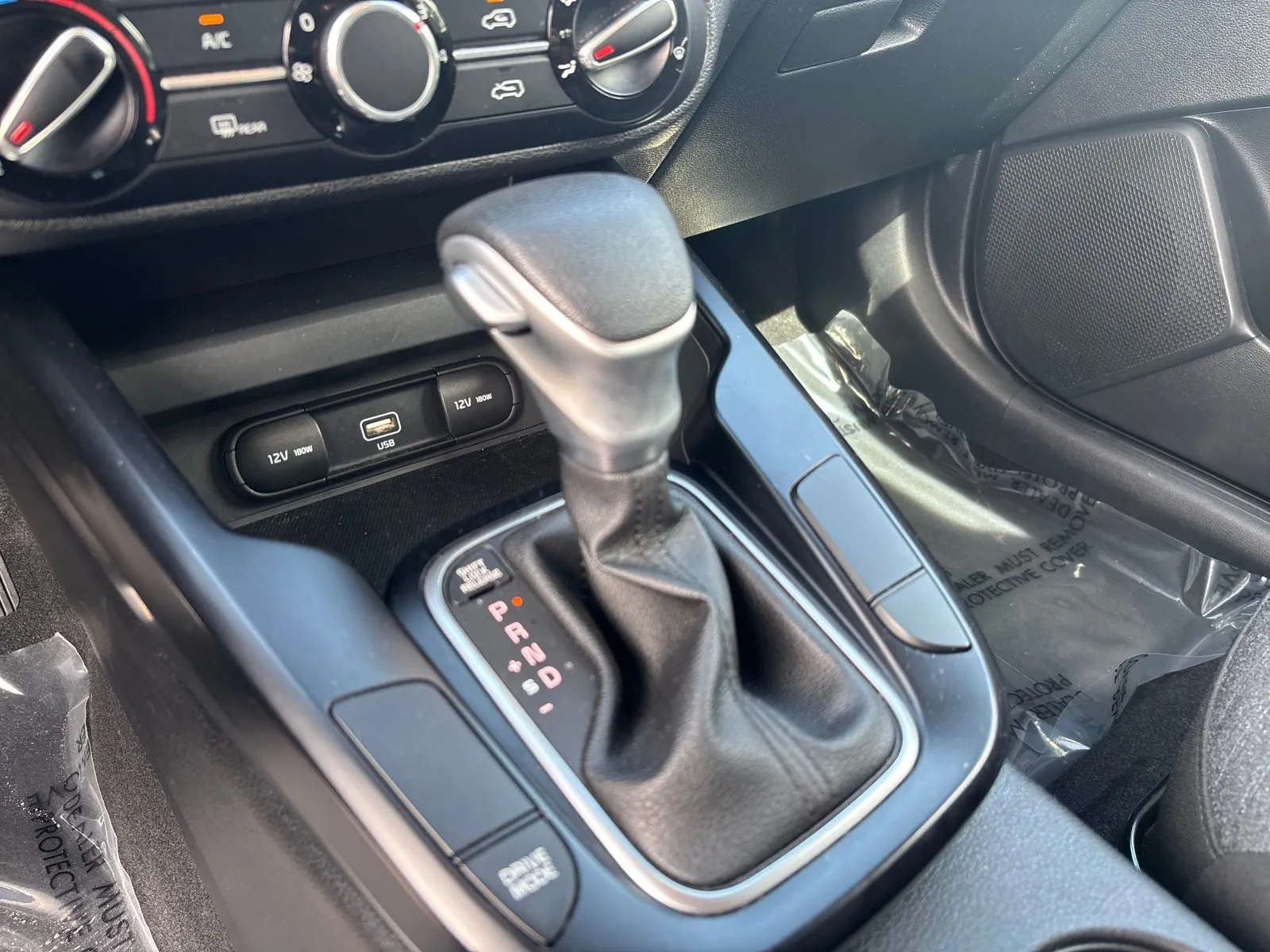 2021 Kia Soul S - Photo 21