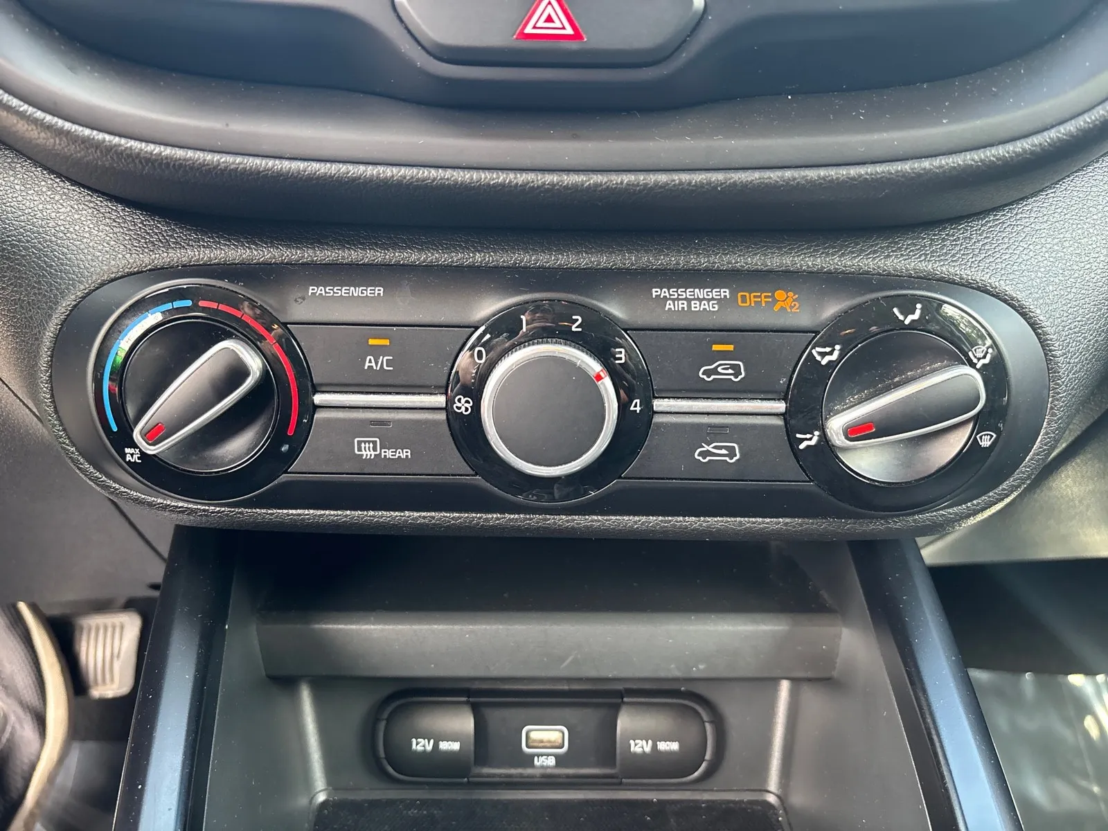 2021 Kia Soul S - Photo 18