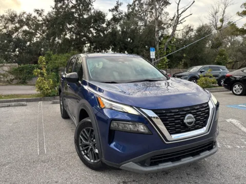 More photos of 2023 Nissan Rogue S at Evo Motors, FL