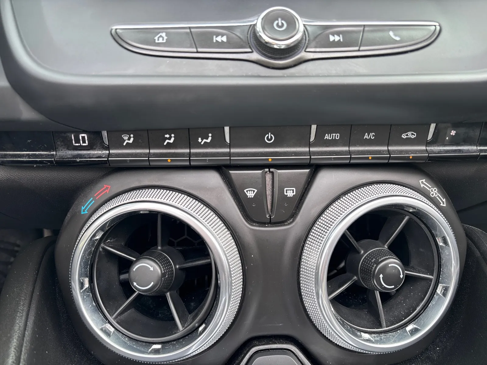 2023 Chevrolet Camaro 1LT - Photo 19