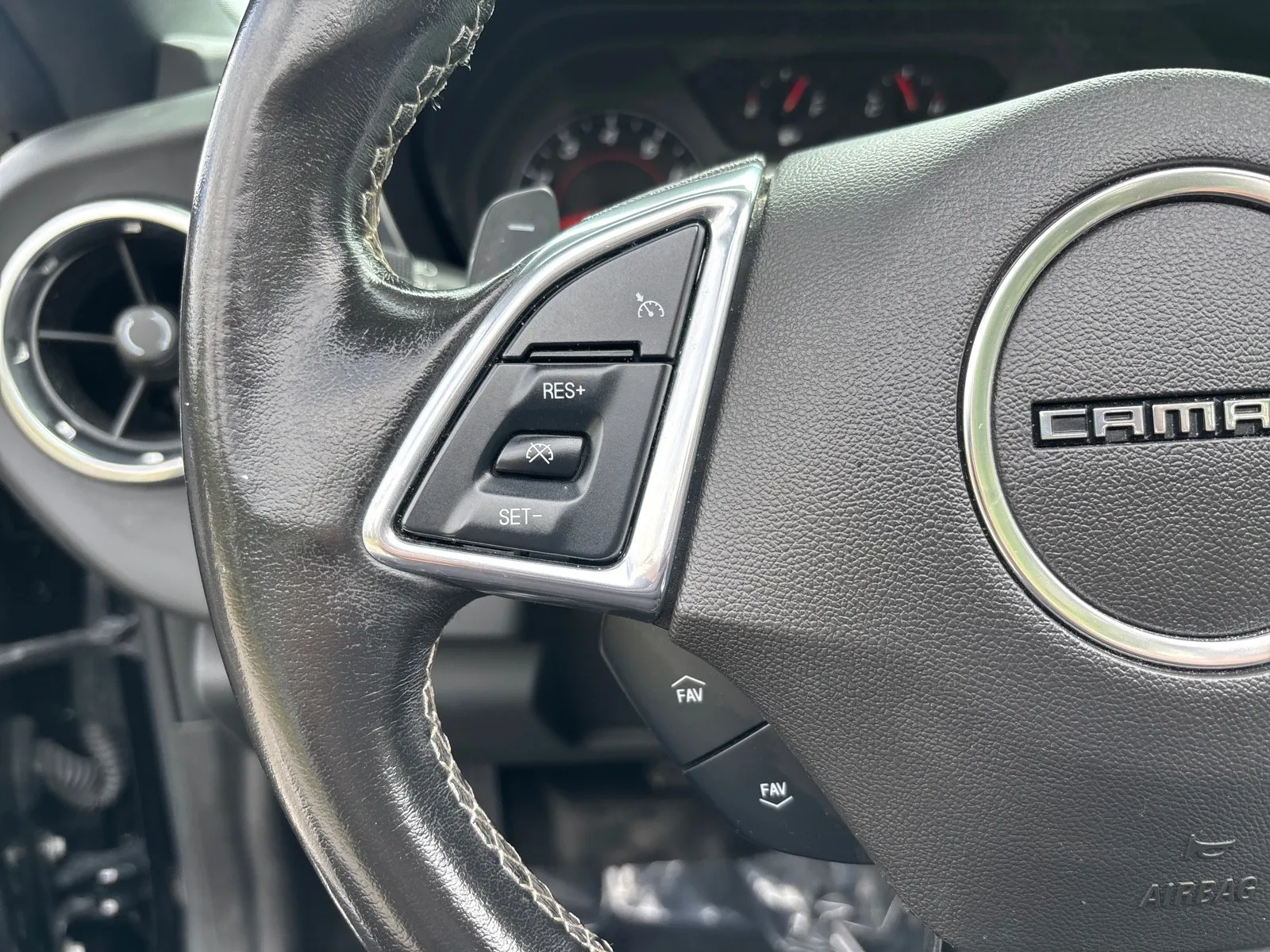 2023 Chevrolet Camaro 1LT - Photo 17