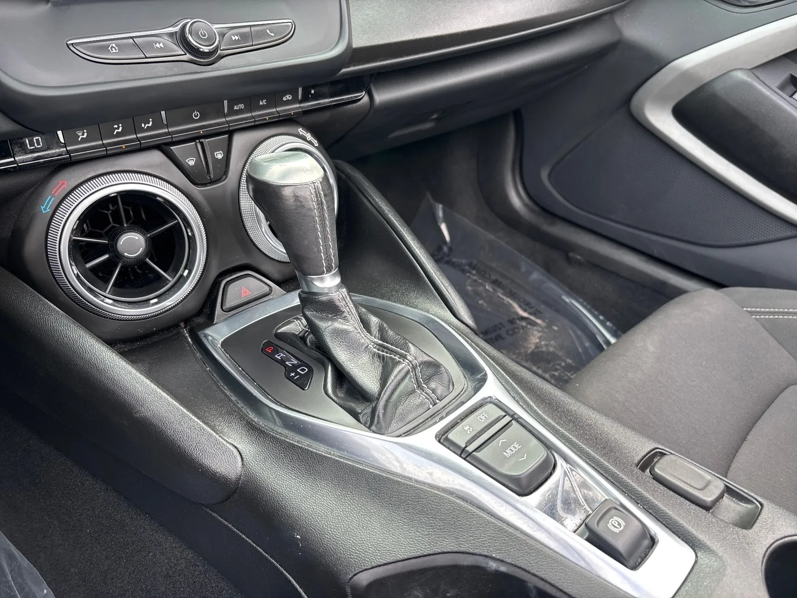 2023 Chevrolet Camaro 1LT - Photo 22