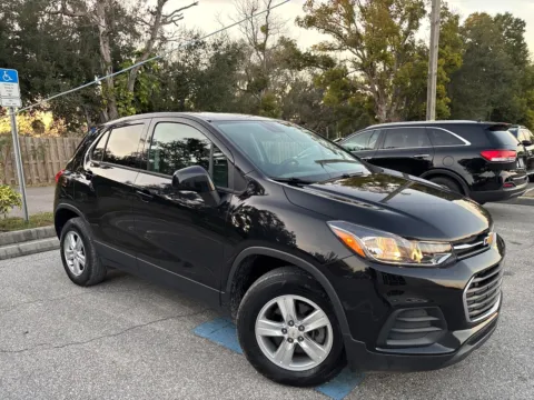 More photos of 2020 Chevrolet Trax LS AWD at Evo Motors, FL