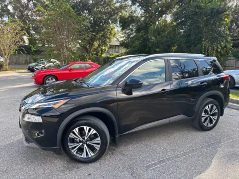More photos of 2023 Nissan Rogue SV AWD w/PREMIUM PKG. LTHR. PANO. at Evo Motors, FL