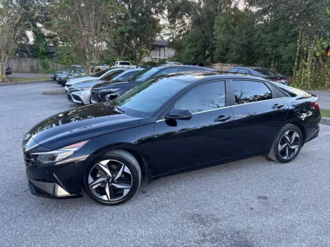 Another view of 2023 Hyundai Elantra Limited for sale in Seffner, FL at Evo Motors