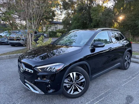 Another view of 2025 Mercedes-Benz GLA 250 w/PANORAMIC SUNROOF for sale in Seffner, FL at Evo Motors