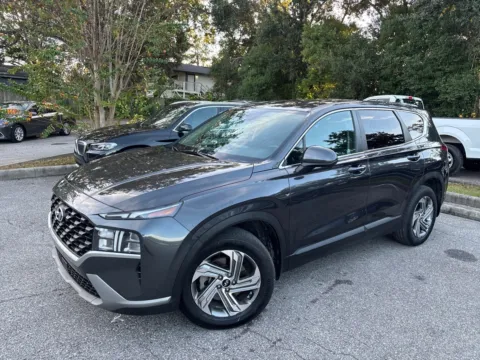 Photos of 2022 Hyundai Santa Fe SE for sale in Seffner, FL at Evo Motors