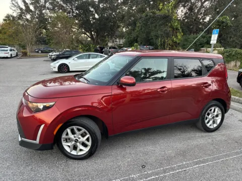 Another view of 2024 Kia Soul LX for sale in Seffner, FL at Evo Motors
