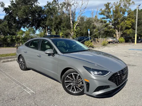 More photos of 2021 Hyundai Sonata Limited at Evo Motors, FL