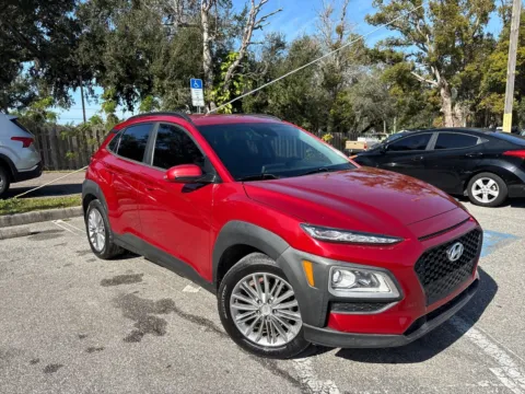 More photos of 2020 Hyundai Kona SEL at Evo Motors, FL